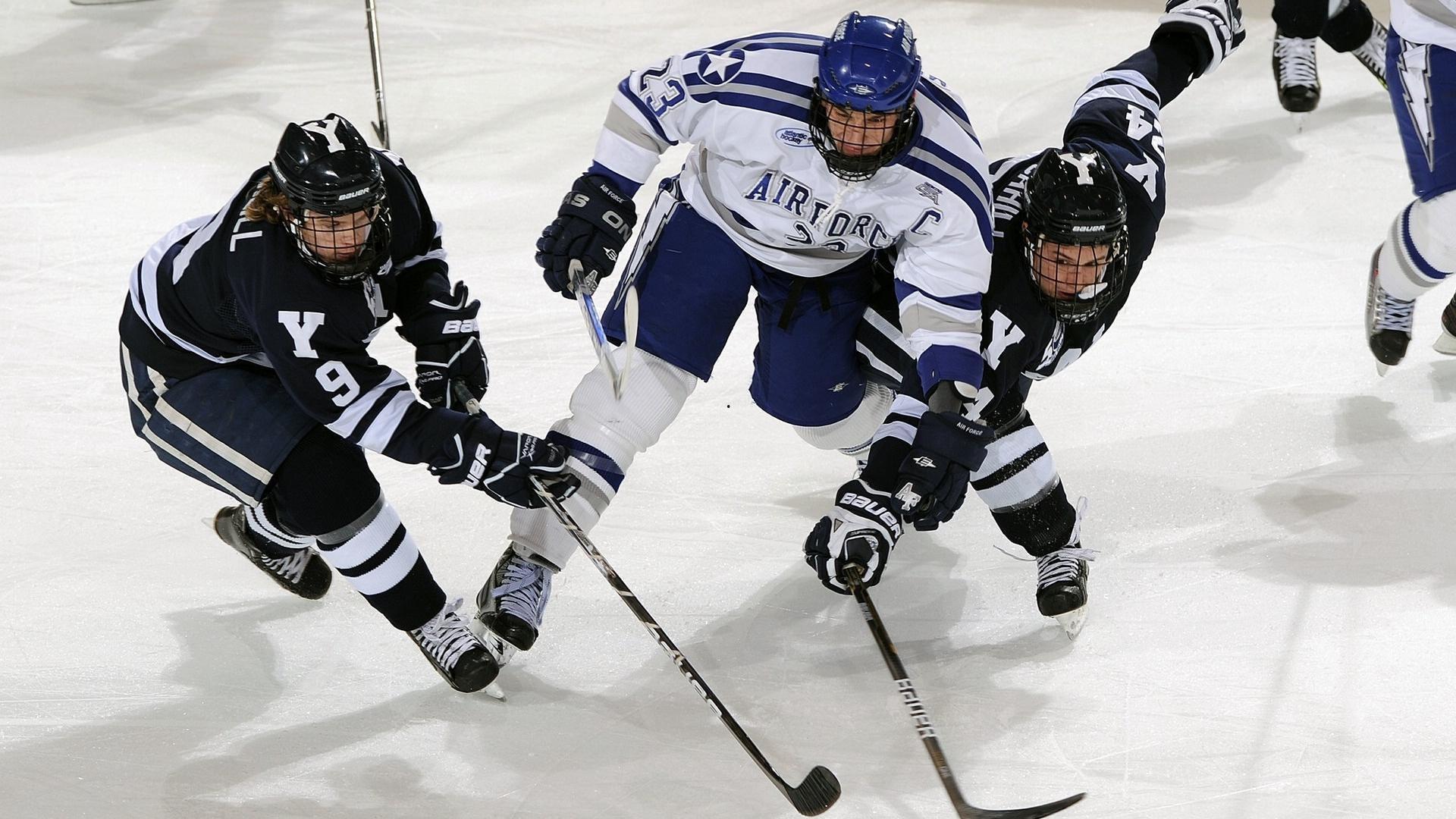 严益唯深度解析，国足突击加练背后的欠练真相与破局之道